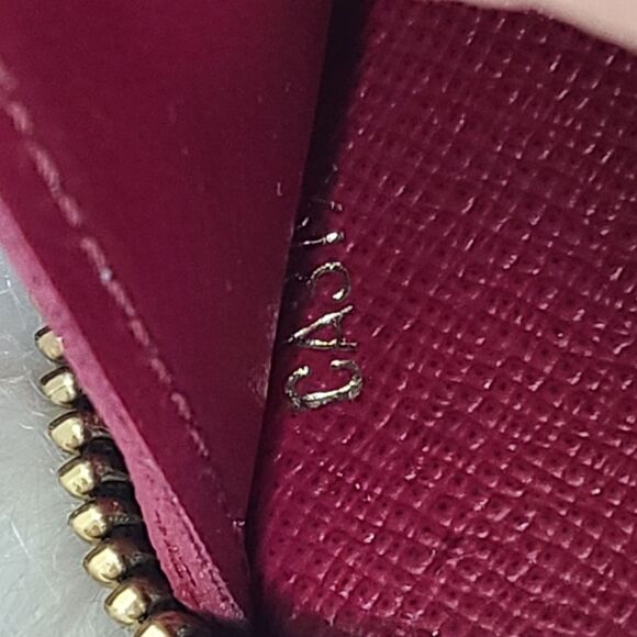 💯 Authentic Louis Vuitton zipped Long Wallet 💯 - Picture 8 of 13